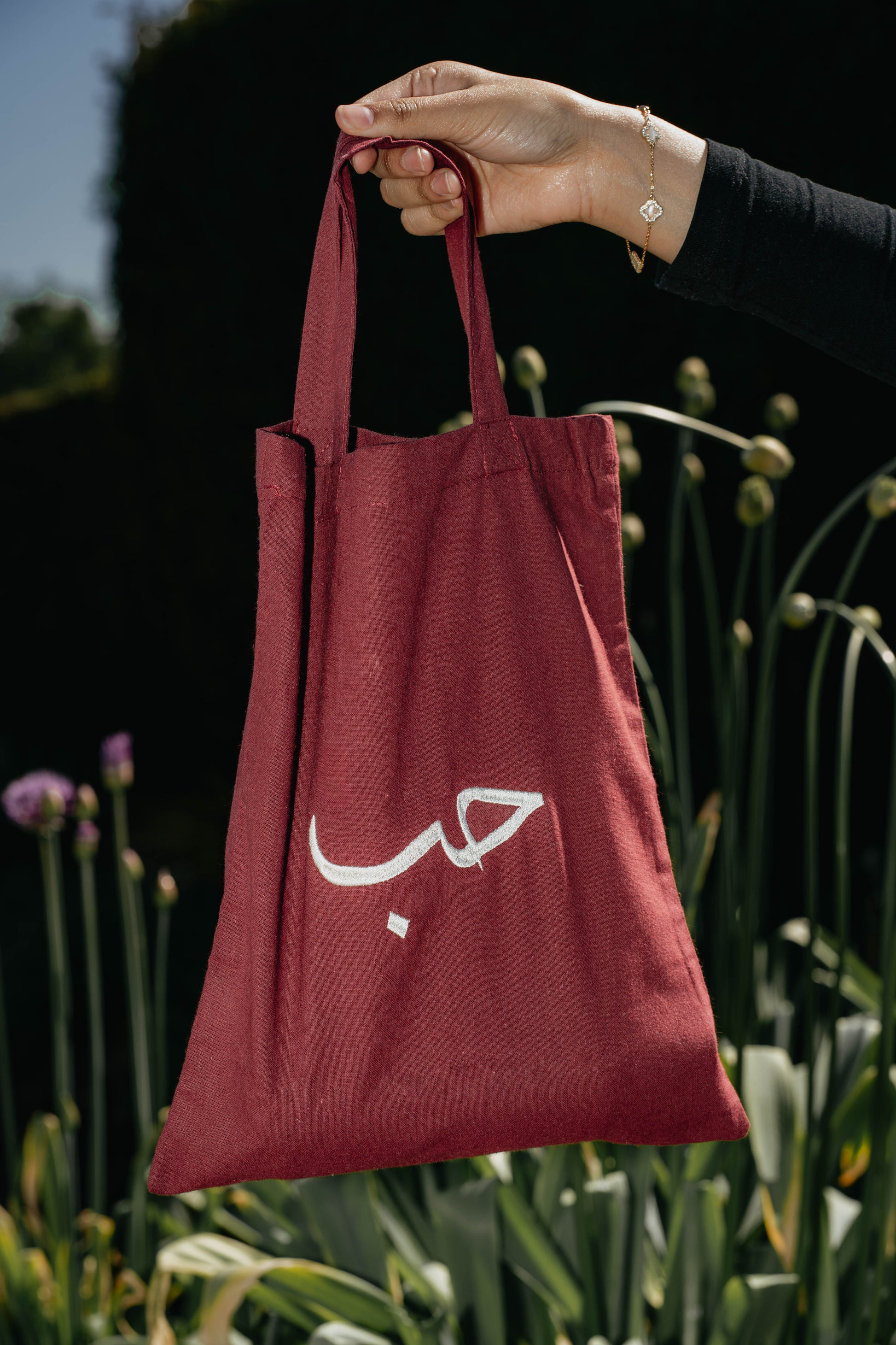 Hub Tote Bag in Red