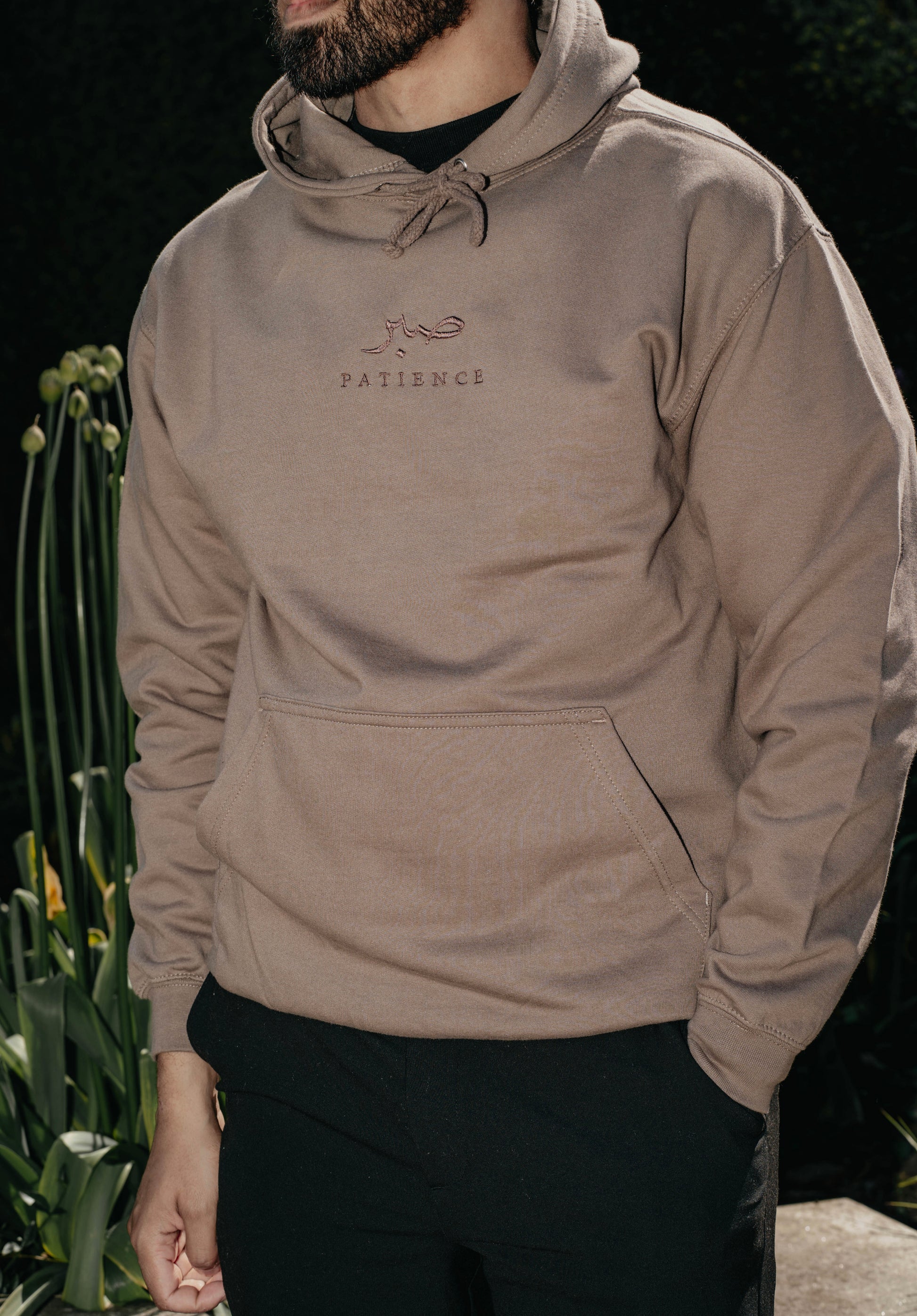 Sabr Hoodie in Mocha